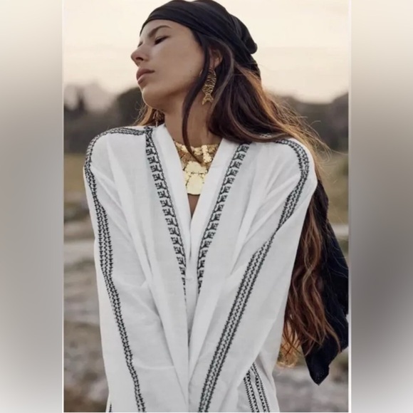 Zara White Embroidered Open Front Cardigan Tunic Size S - Picture 4 of 14